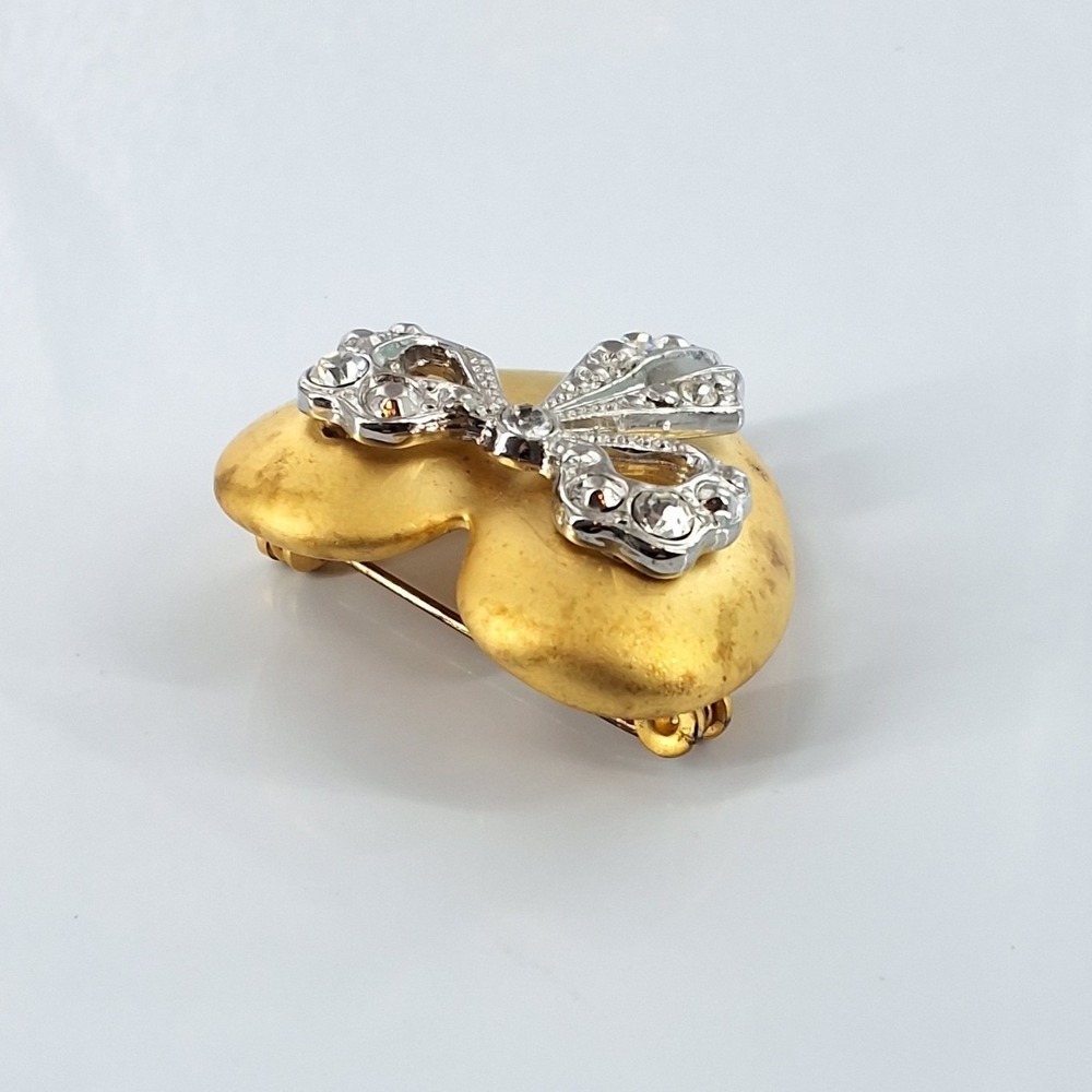 Vintage‎ Gold Puffed Heart Rhinestone Bow Brooch Pin 1.25" - Picture 4 of 6